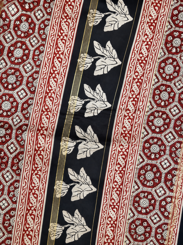 Handblock Printed Maheshwari Silk Saree