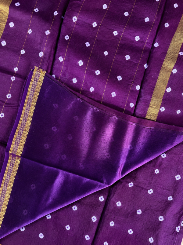 2026/05/1001026508.png Handblock Printed Maheshwari Silk Saree