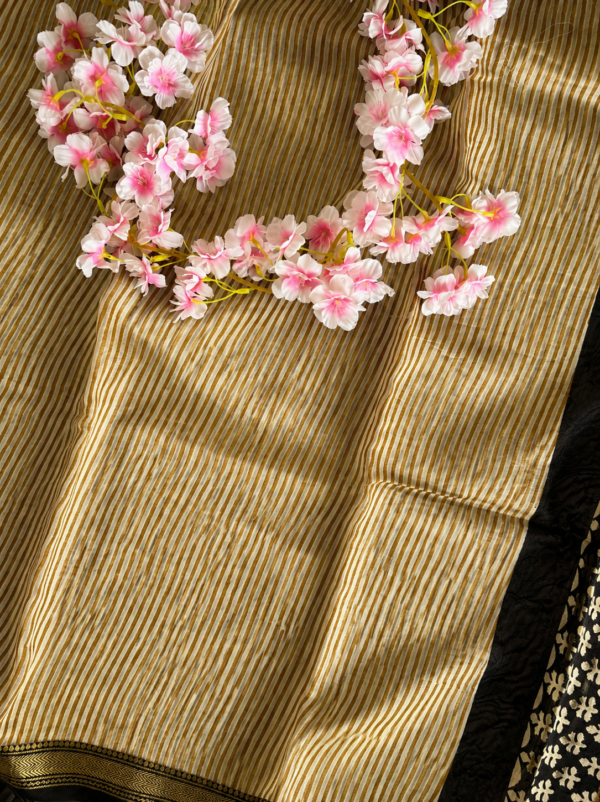 2026/05/1001026513.png Handblock Printed Maheshwari Silk Saree